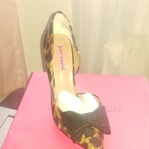 Besty Johnson Shoes